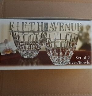 Elegant Crystal Bowls Set of 2